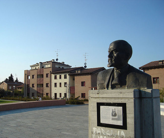 Piazza Lenin a Cavriago (Reggio Emilia)