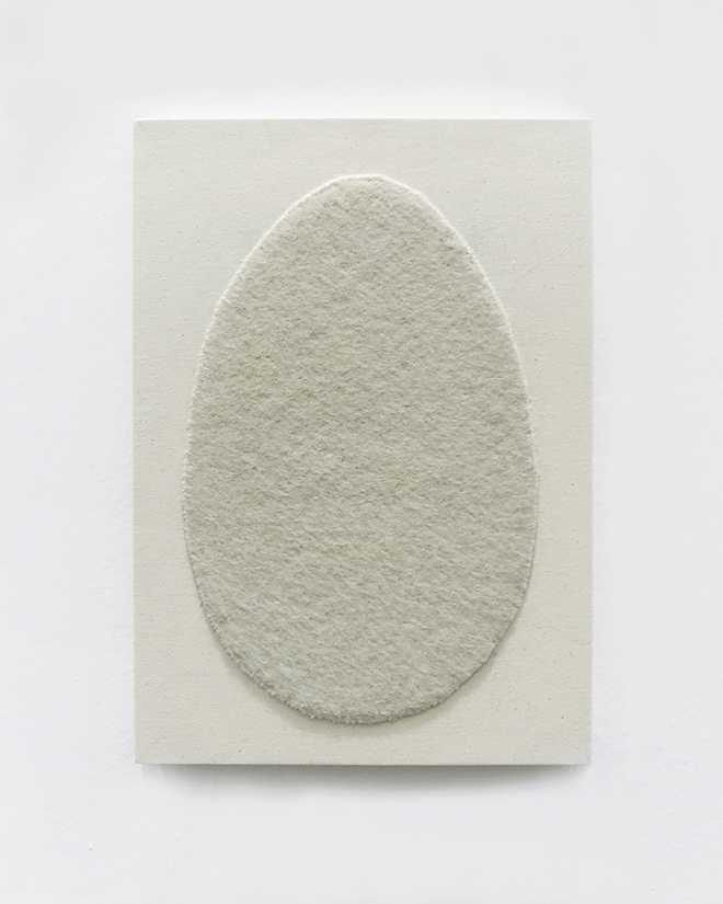Adelaide Cioni, "Ab ovo. White egg", 2020 (courtesy P420, Bologna)